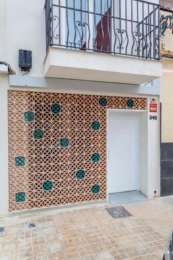 Three Floor House With Terrace Villa Valencia Exterior photo